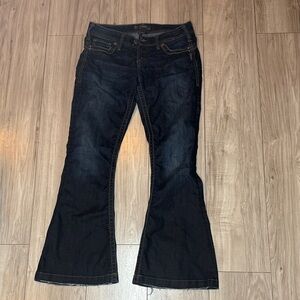Silver Jeans Women's Deep Indigo Flare Jeans size W28 31L